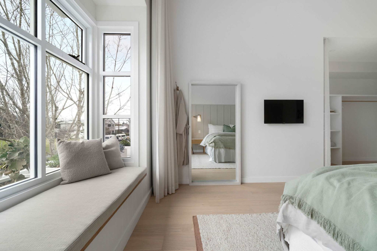 Room 2, Rubus Green Berry - by Linnaeus Collection, Shoalhaven - Pt B