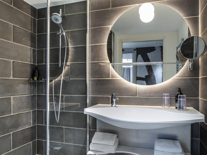 Bathroom 4, Adagio Kyiv Beresteiska, Sviatoshyns'kyi