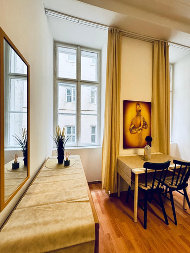 Room 3, Central 1BR Apartment Near Augarten, Wien