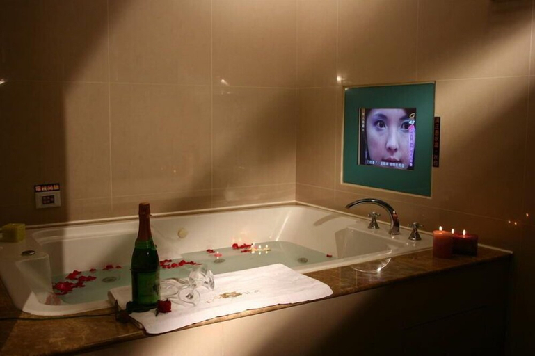Bathroom 5, Yatelanda Motel, Taichung
