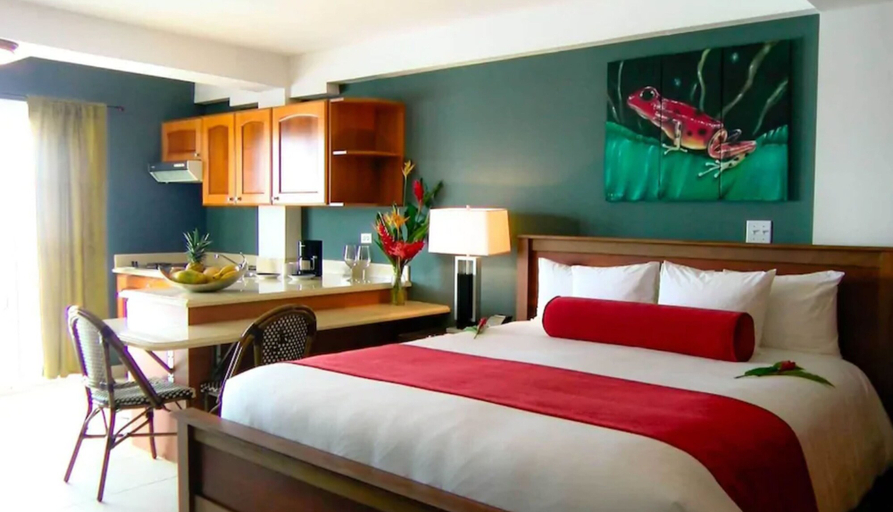 Bedroom 3, Tropical Suites Hotel, Bocas del Toro