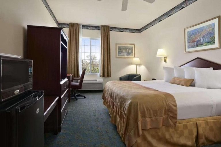 Bedroom 3, Spark by Hilton Williams, Colusa