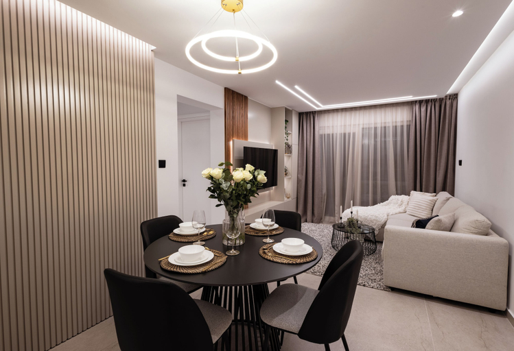 In-room dining 4, Luxury Marina Beach Stay