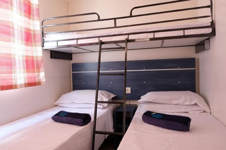 Bedroom 4, hu Park Albatros Village, Livorno