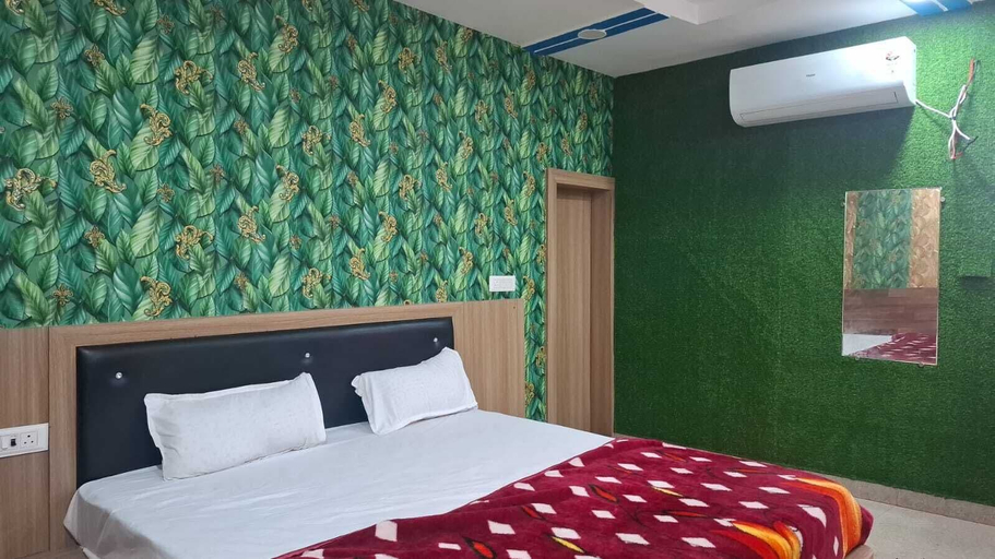 Room 5, Hotel Shree ji, Gwalior