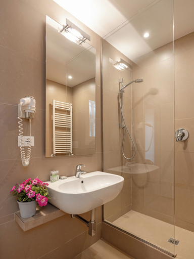 Bathroom 4, Residence Poggio del Golf, Florence