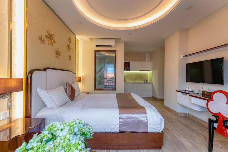 Bedroom 3, Golden Tree Hotel & Apartment, District 7