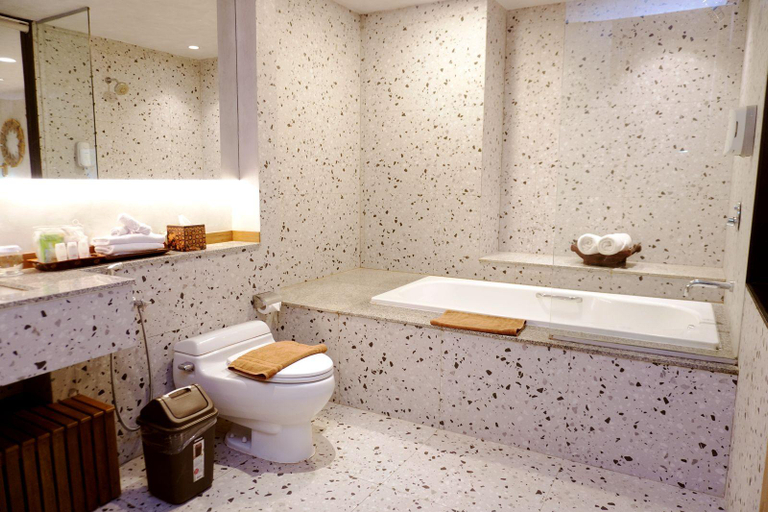 bathroom 5