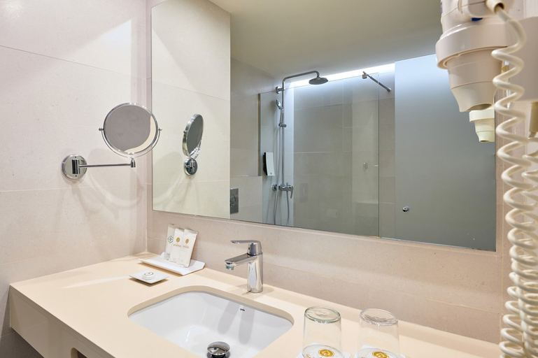 Bathroom 3, Hotel Sabina Playa Adults Only (+16), Baleares