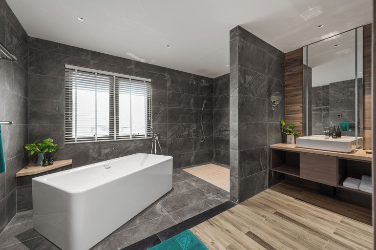 Bathroom 5, Chi House Danang, Da Nang