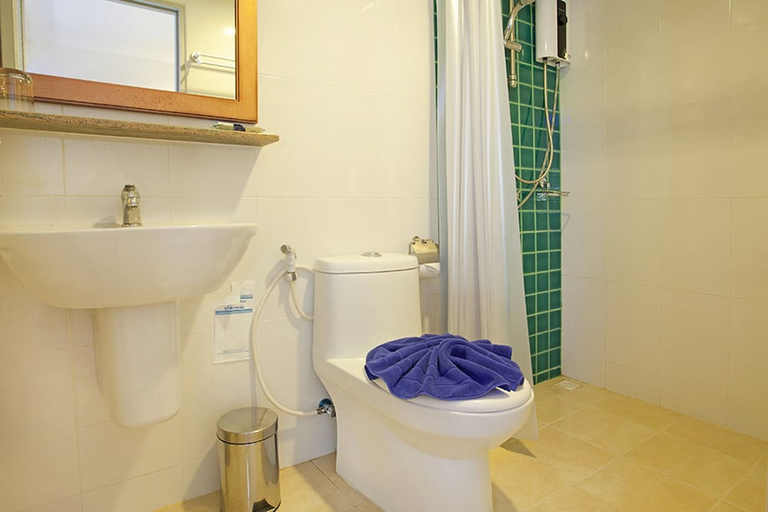 Bathroom 5, Holidays Home, Pattaya