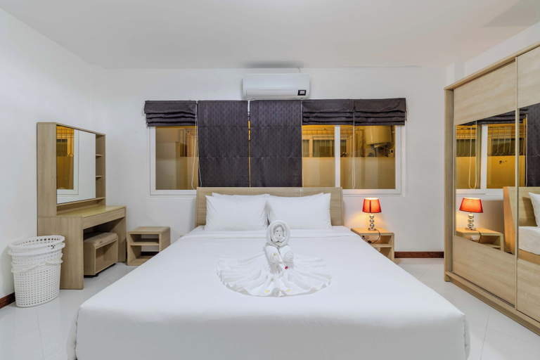 Room 3, 3BR Close to Phuket's Best Beaches V245, Pulau Phuket