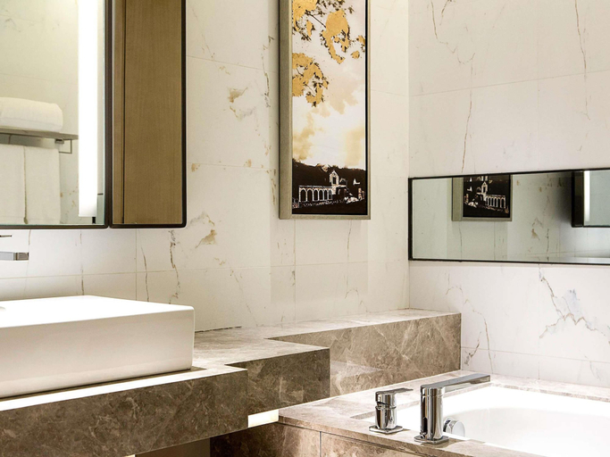 Bathroom 5, Pullman Taiyuan, Taiyuan