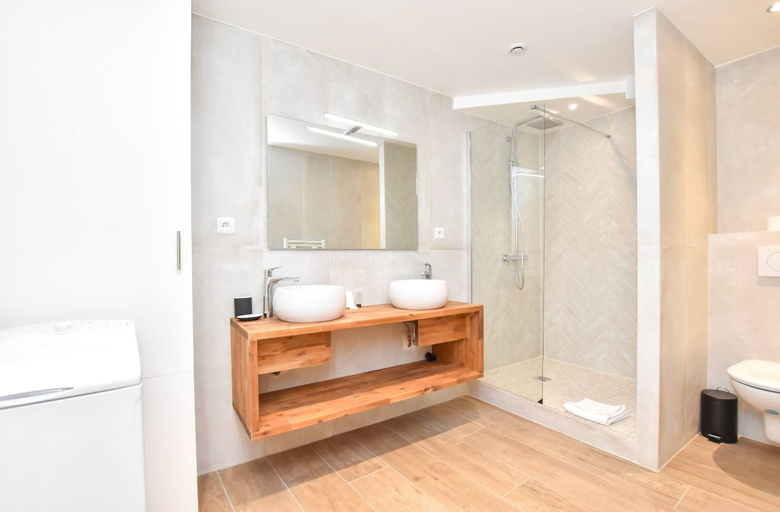 Bathroom 3, Cosy Appartment - 1BR 4P - Place des Vosges, Paris