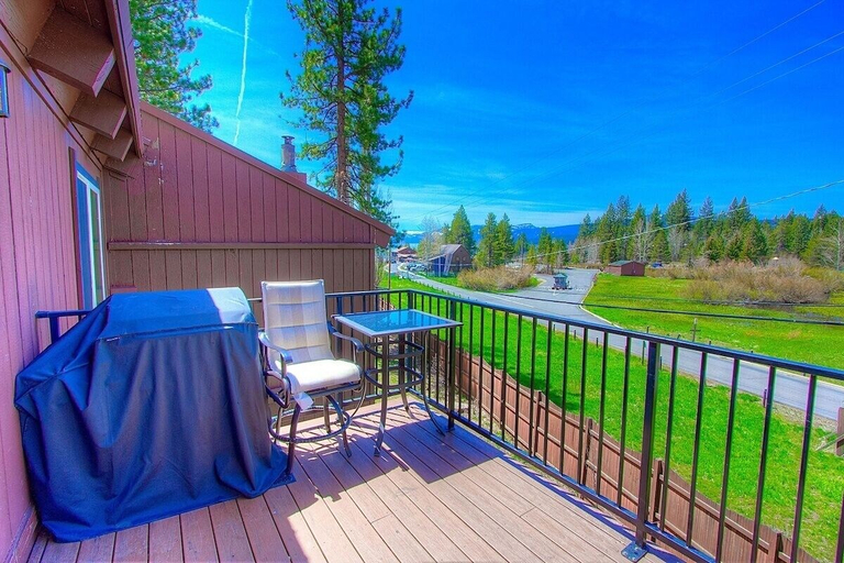 Primary image, Park View Paradise 3 Bedroom Condo by RedAwning, Placer