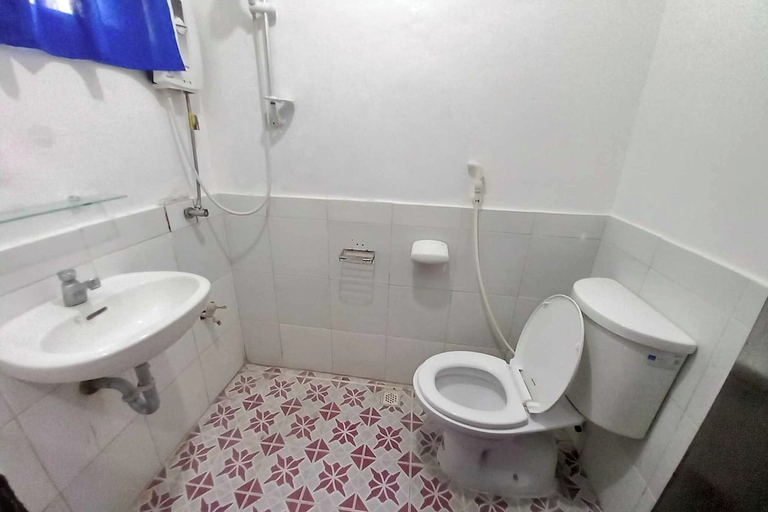 Bathroom 3, Bellevue Resort Puerto Galera, Puerto Galera