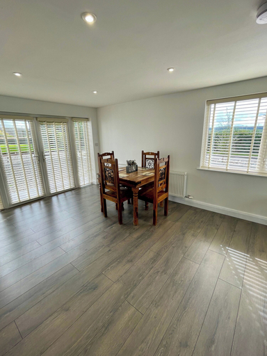 Dining, Studio Apartment in Londonderry, Derry and Strabane