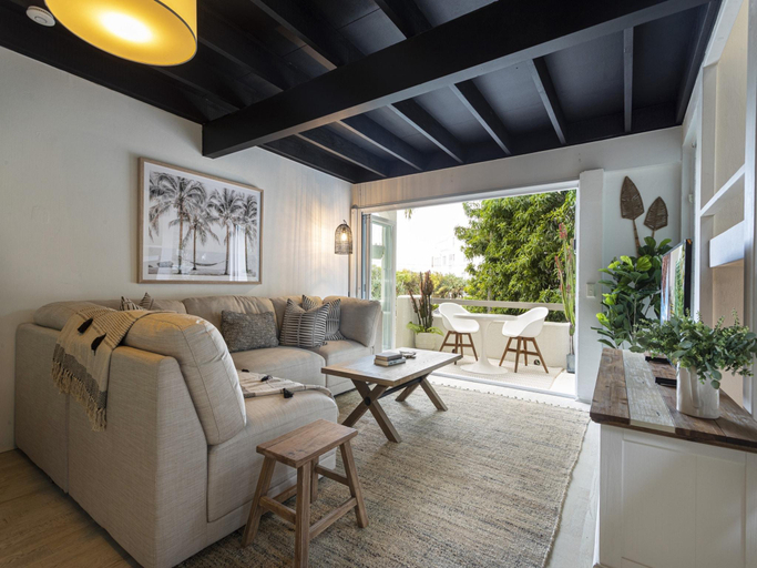 5, Beachside 2-Bed House with Pool, Courtyard BBQ, Noosa - Sunshine-Peregian