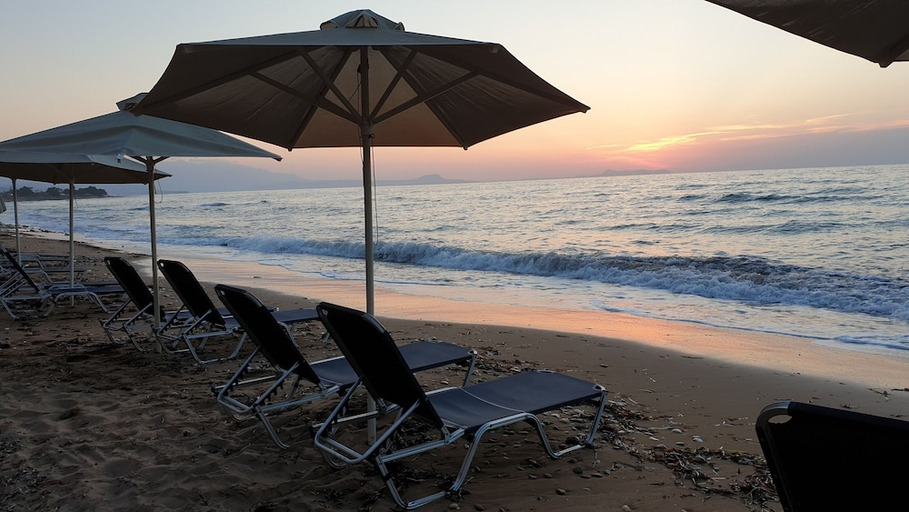 Others 3, Thalassi Hotel, Crete