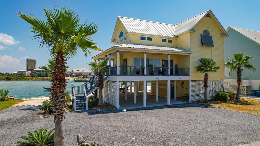 Exterior 2, The Pelican 4 Bedroom Home by RedAwning, Baldwin