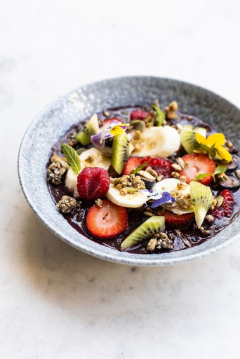Food & Drinks 5, Burbury Hotel & Apartments, Canberra