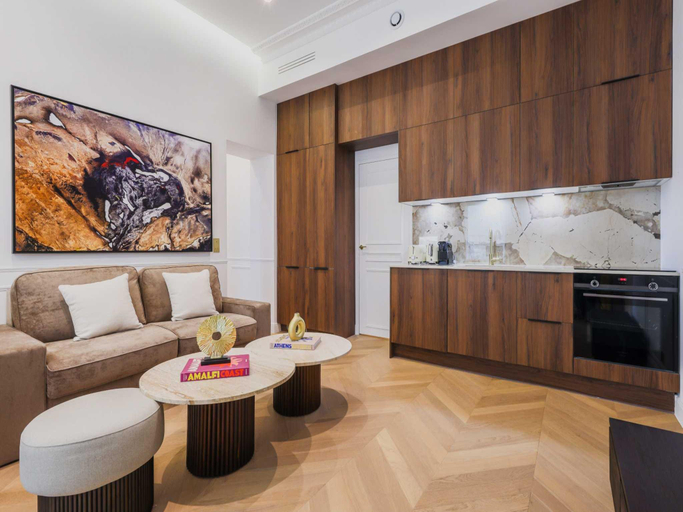 Others 4, Charming flat - 2BR 6P - Arc de Triomphe, Paris