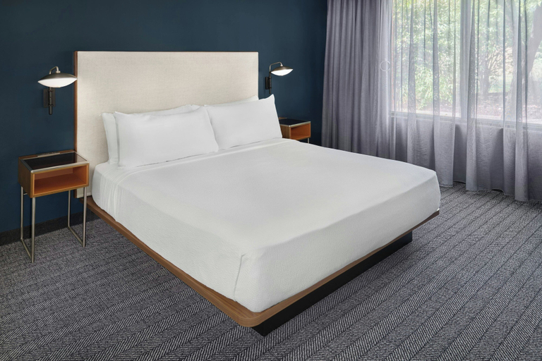 Bedroom 3, Courtyard by Marriott Kansas City Shawnee, Kansas City