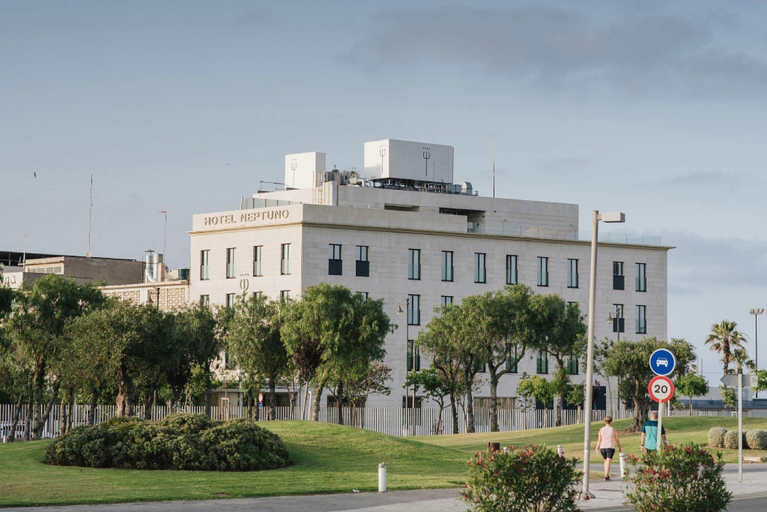 Exterior & Views 1, Hotel Neptuno, Valencia