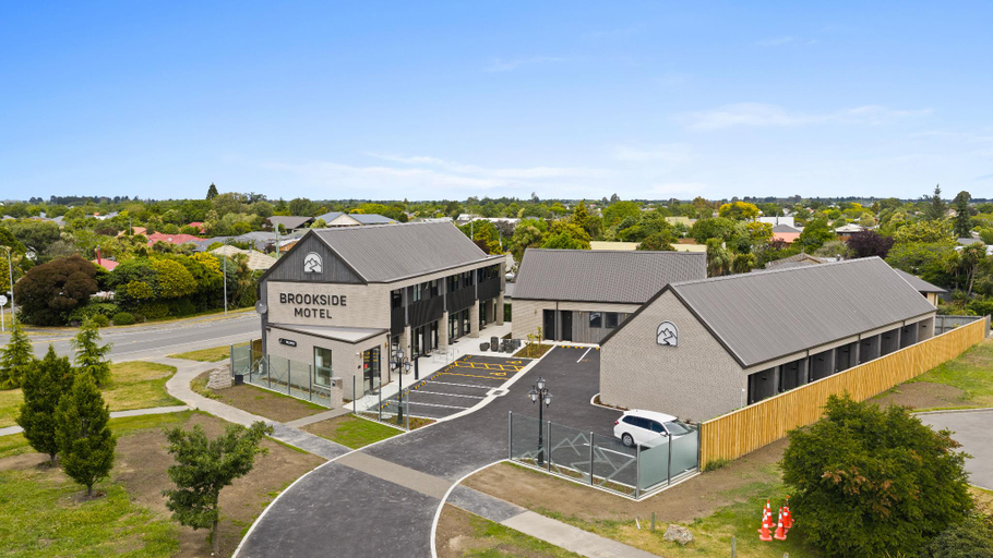 2, Brookside Motel, Selwyn