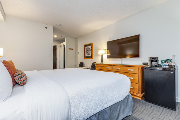 Bedroom 3, The Listel Hotel Whistler, Squamish-Lillooet