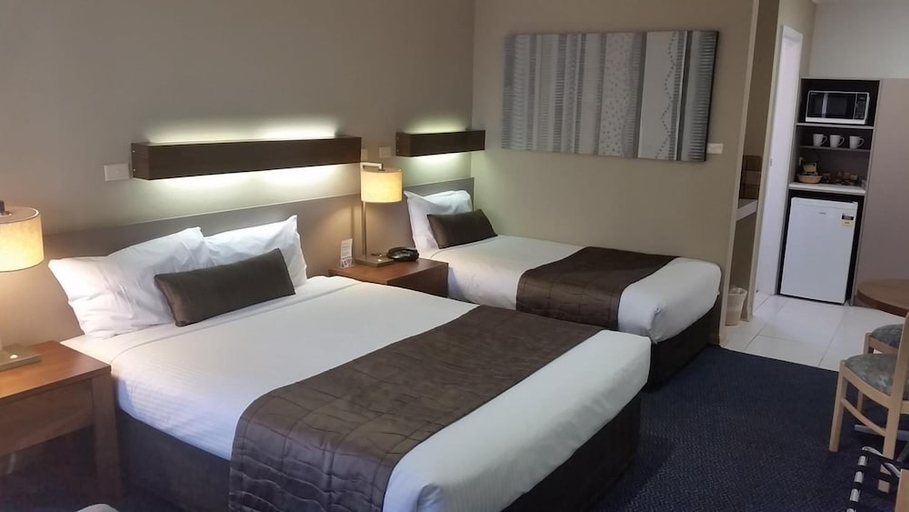 Bedroom 3, In Town Motor Inn, Greater Taree