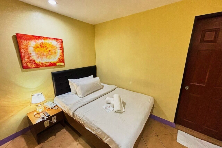 Room 4, Comfy Inn Mabini Manila, Manila City