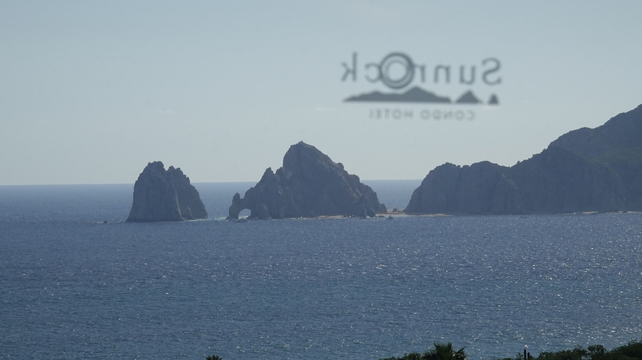 Others 3, Sunrock Hotel and Suites, La Paz