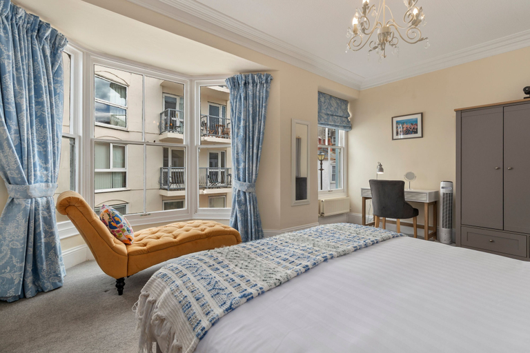 Others 2, Lan Y Mor - Close to Town and Beach, Pembrokeshire