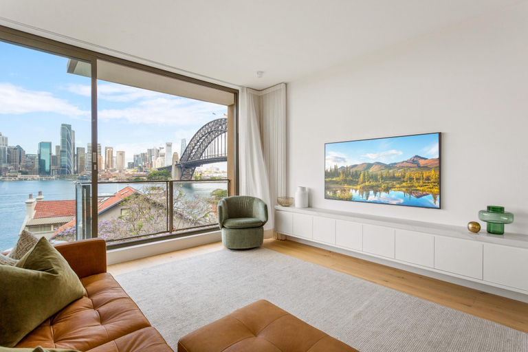 Others 5, Boutique 2-Bed with Stunning Sydney Harbour Views, Sydney