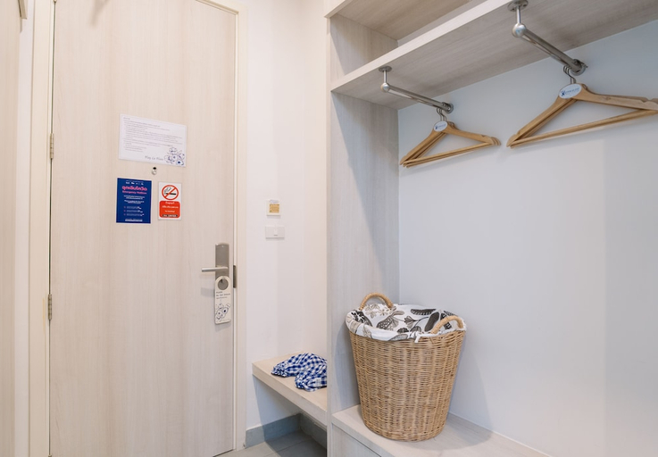 Bathroom, Play La Ploen Boutique Resort, Khu Muang