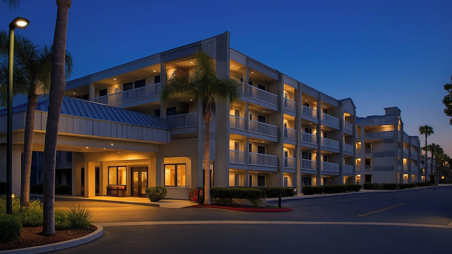 Exterior & Views 2, Motel 6 Anaheim Maingate, Orange