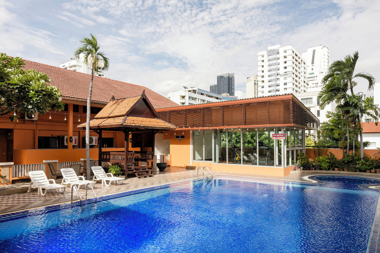 Exterior & Views 2, Teja Hotel, Khlong Toey