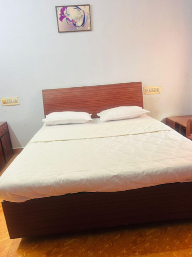 Bedroom 4, Hotel Comfort Holiday Gujarat, Junagadh