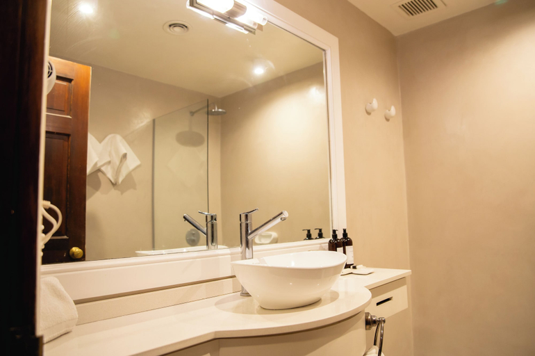 Bathroom 4, La Posta del Pilar Hotel & Spa - Adults Only, Pilar