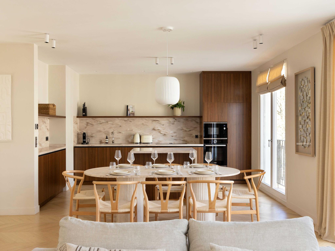 5, Admirable  spacious flat - Eiffel Tower, Paris