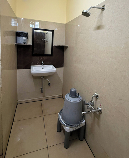 Bathroom 3, Lakshmi Naraya Grand, Kancheepuram