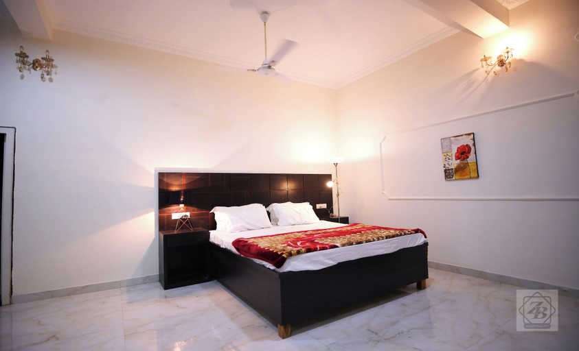 Room 2, Rose Garden Resort DAULATABAD FORT, Aurangabad