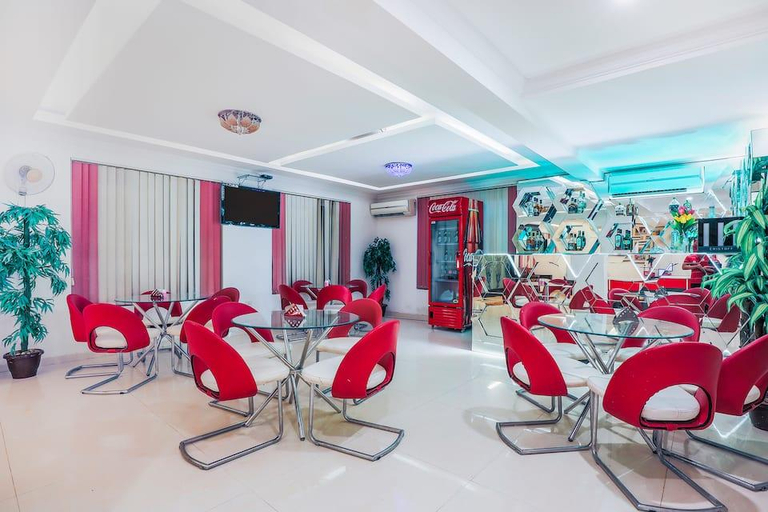 Food & Drinks, FabHotel Royal Mirage With Pool & GYM - Nr Candolim Beach, North Goa