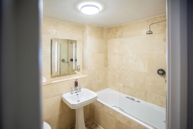 Bathroom 5, The Wood Norton, Worcestershire