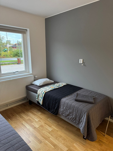 Room 3, Apartment no 18 in Sollentuna, Sollentuna