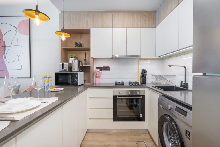 Room 5, Peaceful Studio Flat That Sleeps 2 in Jumeirah Village Circle, Dubai