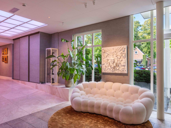 Public Area 4, Restaurant Hotel Merlet, Bergen