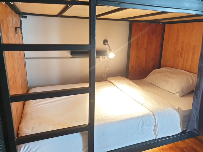 Bedroom 3, 4Share Hostel - Adults Only, Chatuchak