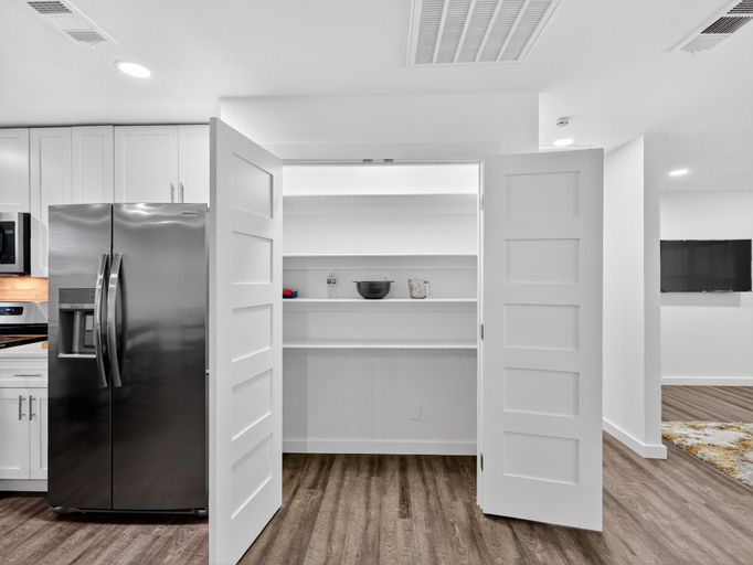 Private kitchen 4, The Sage At Dogwood 3 Bedroom Home, Dallas